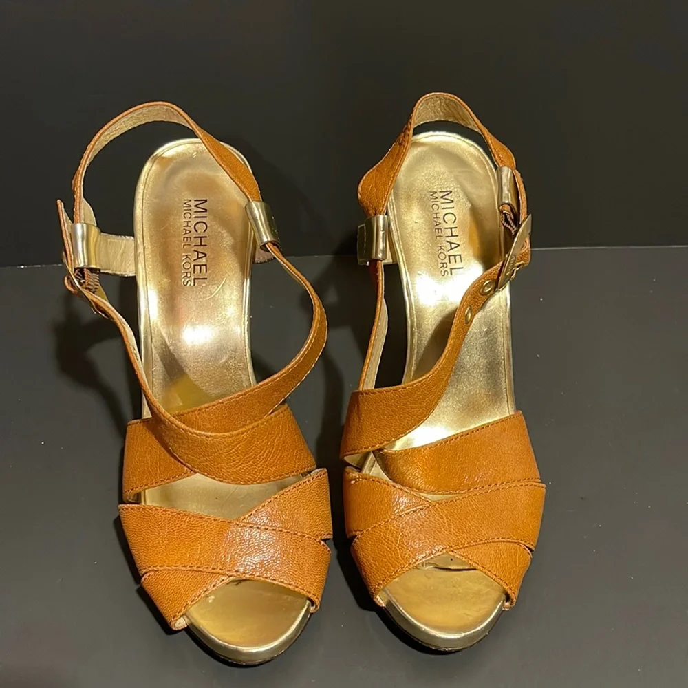 Michael kors heels - Picture 1 of 5